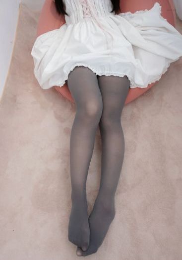 挺进白嫩风韵嫩岳的身体视频